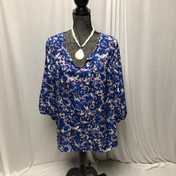 White Stag Blouse Womens Size XL 16-18 Blue Lavender Floral Lightweight Top - Picture 1 of 6